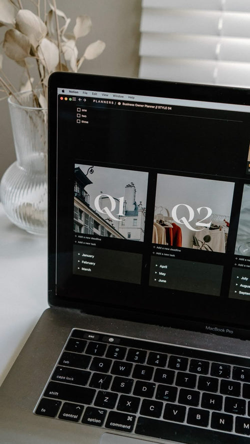 OVERZICHTEN EN SAMENVATTINGEN